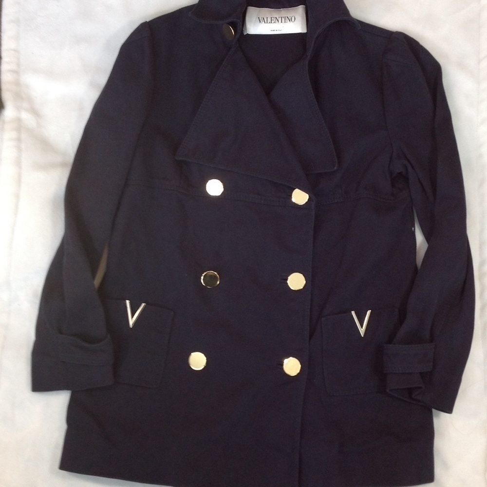 Valentino LAST CALL CONSIGNING tomorrow